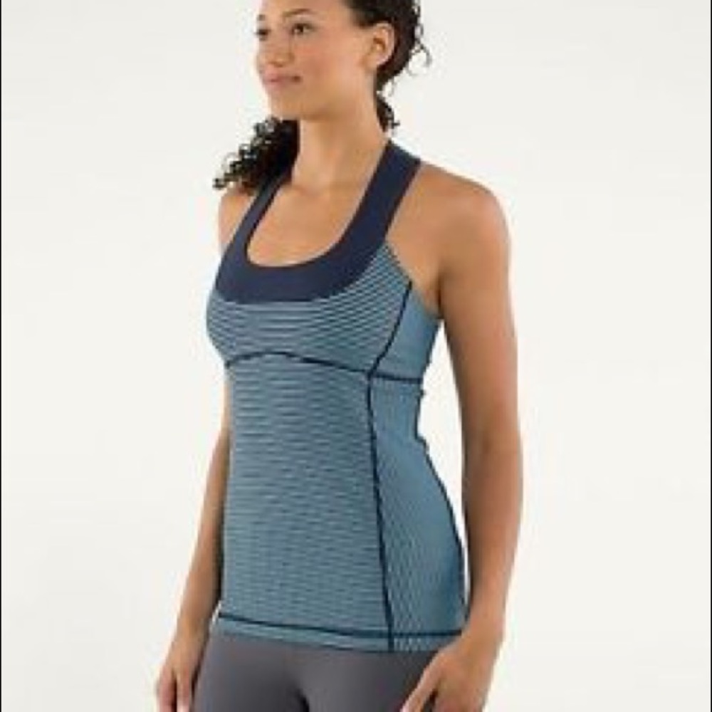 Lululemon scoopneck tank size 6